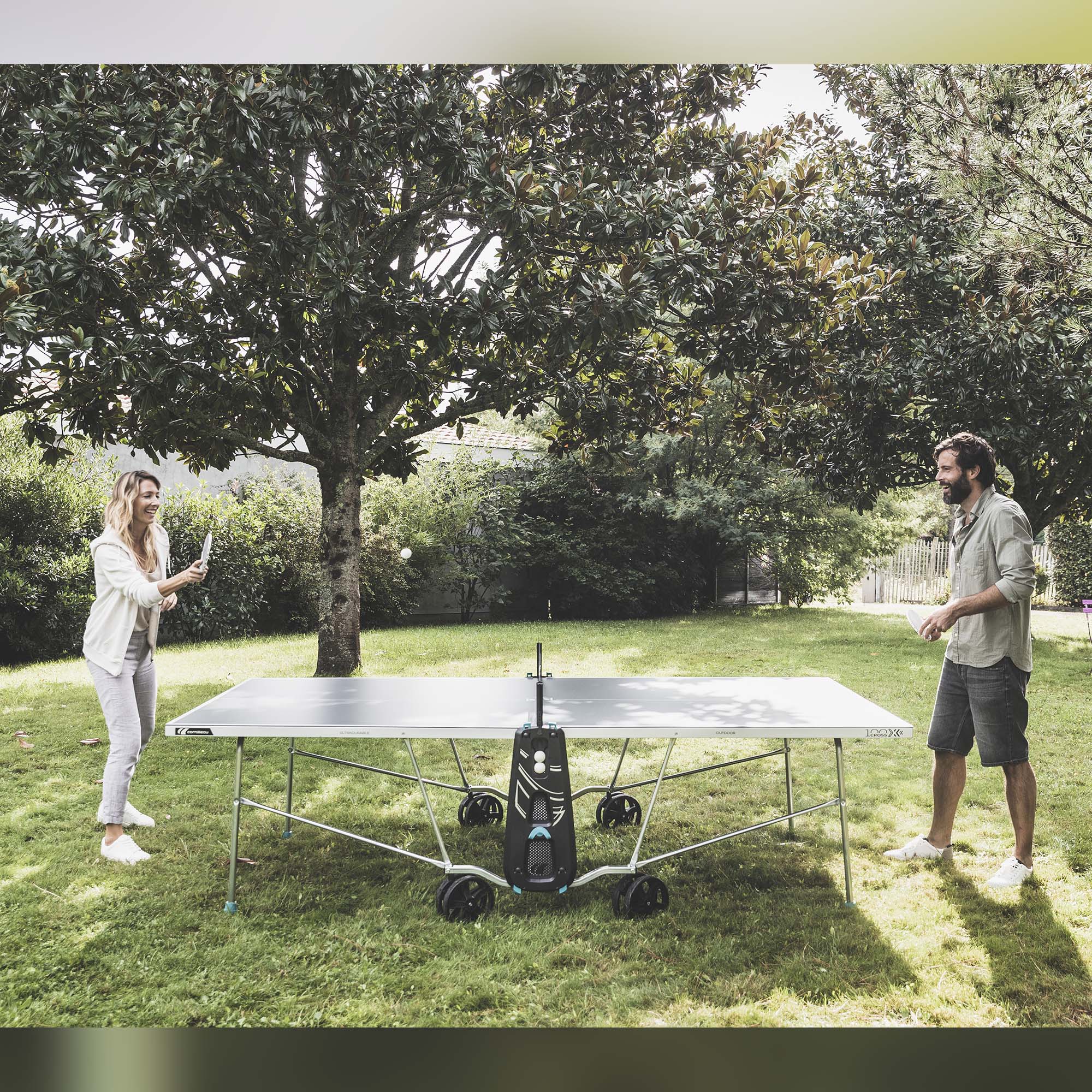 Cornilleau Sport 100X Rollaway Outdoor Table Tennis Table - Image 2