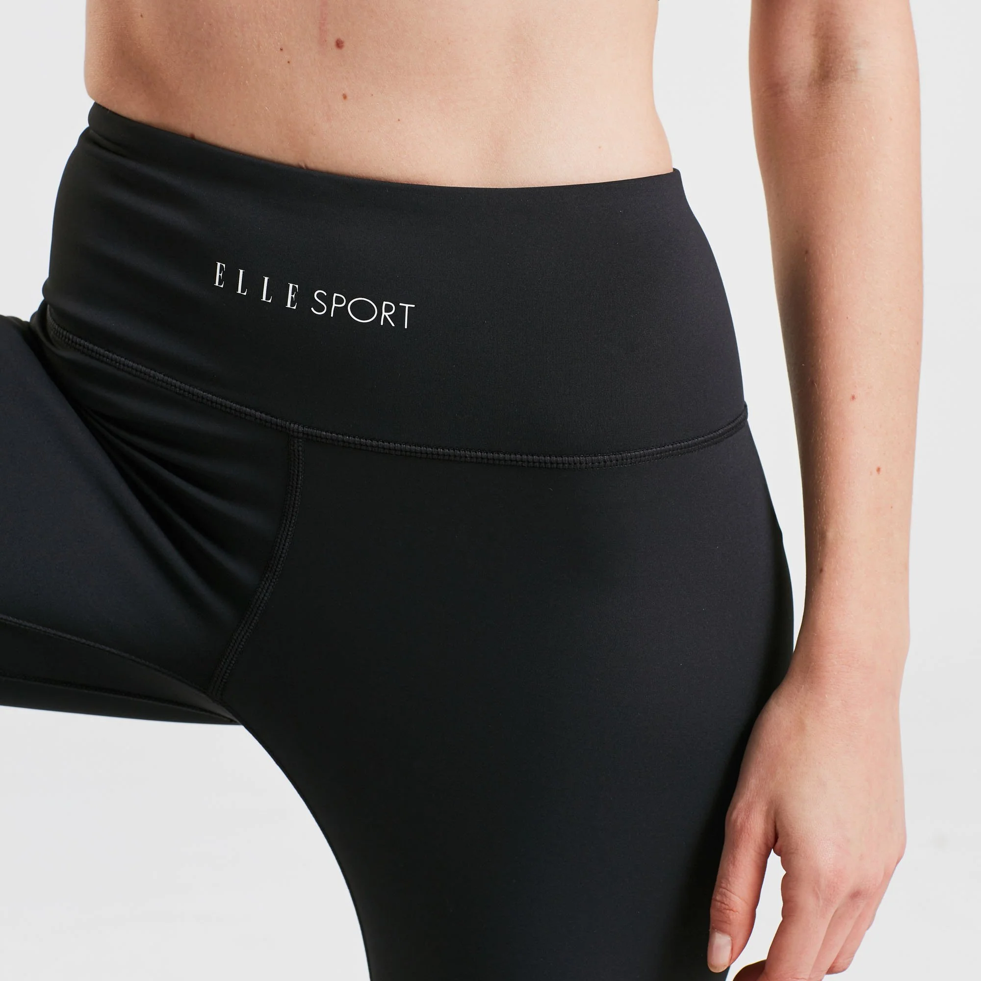 Elle Sport Signature Tights - Image 4