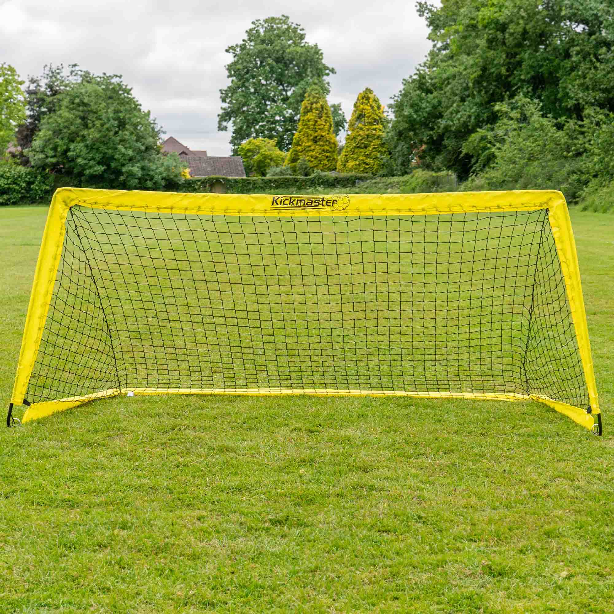 Kickmaster Fibreglass Flexi Football Goal - Image 4